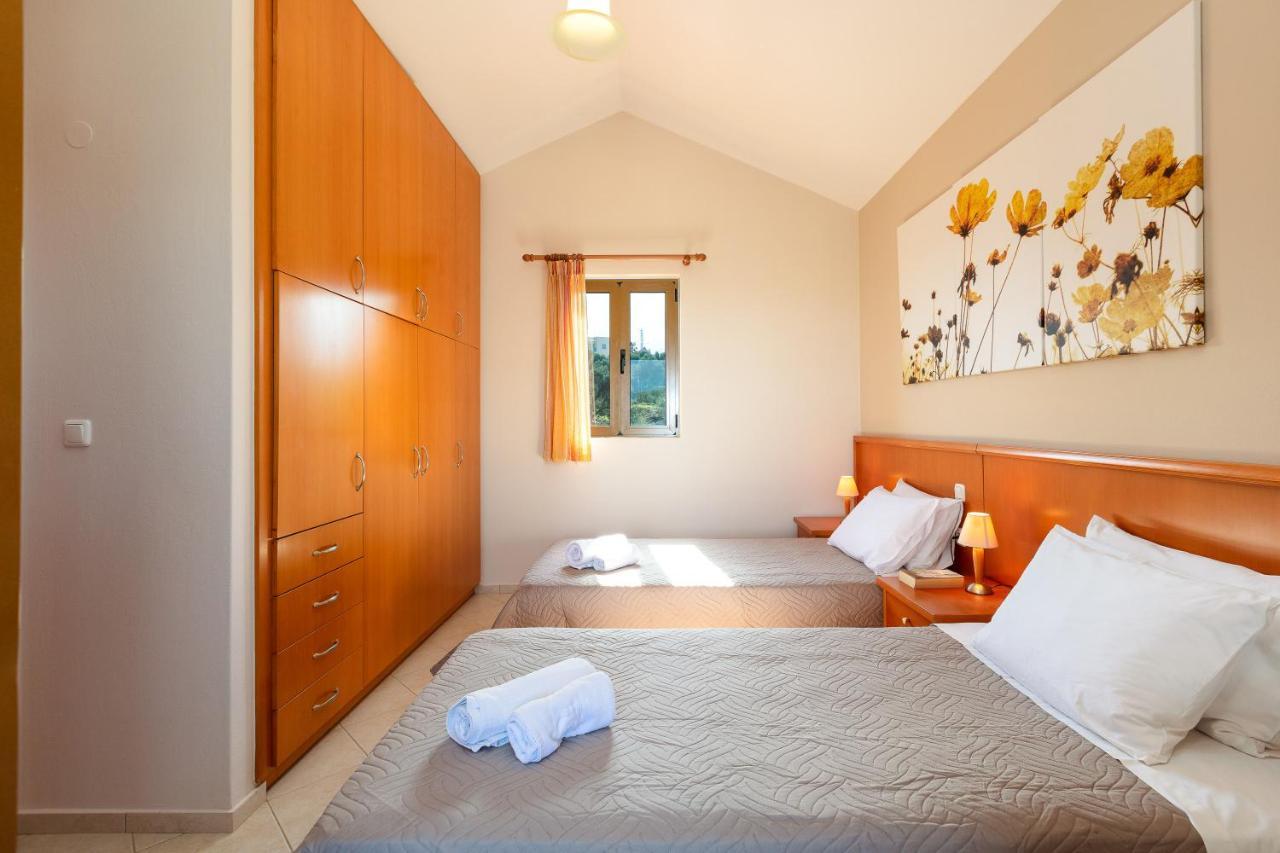 Maroulas Villas Ioanna & Stavros, Private Pools, Bbq & Seaview, By Thinkvilla Luaran gambar